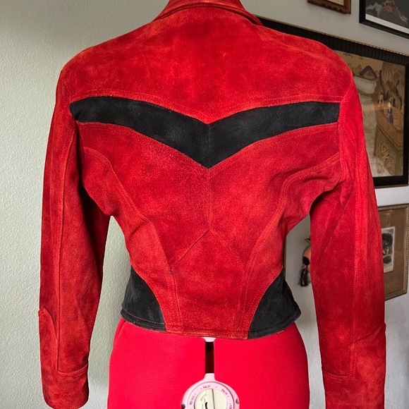RARE & RESTORED 80s Chia Red and Black Cropped Thriller Suede Jacket - Picture 5 of 11